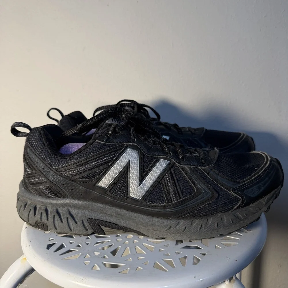 New Balance 410 V5 All Terrain Hiking Trail Running Shoes Gray Mens Size 11.5